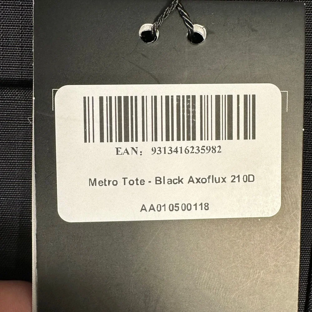 Alpaka Metro Tote - opened NWOT